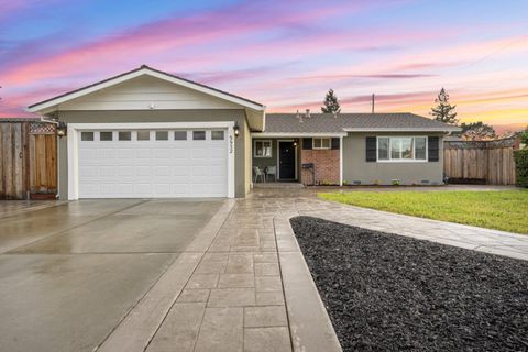 3932 W Rincon Avenue, Campbell, CA 95008 - MLS#: ML82000810