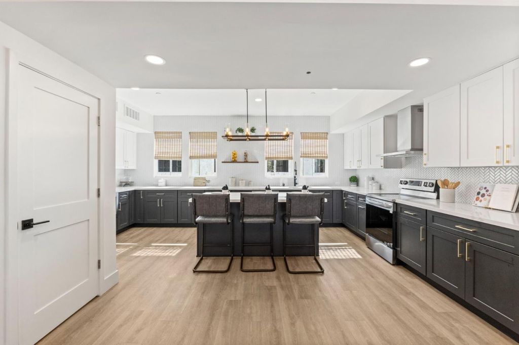 Photo of 584 Compton Terrace, Sunnyvale, CA 94085 (MLS # ML82026167)