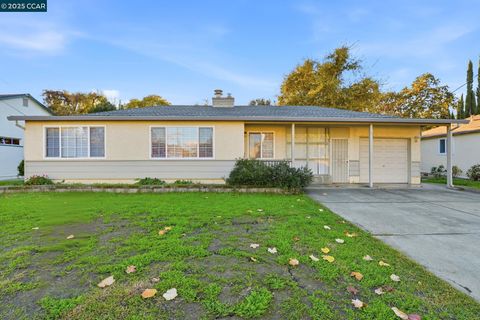 Photo of 1035 Orange St, Concord, CA 94518 (MLS # 41119420)
