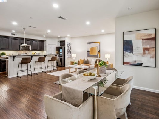 4366 FITZWILLIAM ST, DUBLIN, CA 94568 - Image ffa65f4d49f1312bc974f201bdd9cfc9/1209800683