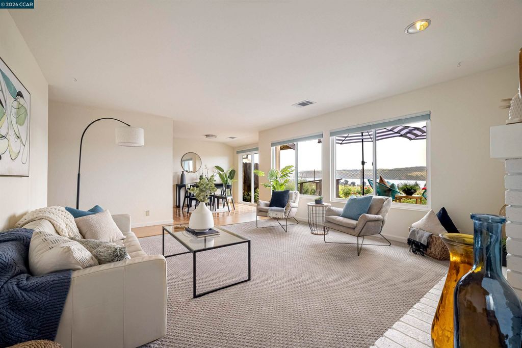 Photo of 1196 Grove Circle, Benicia, CA 94510 (MLS # 41127029)