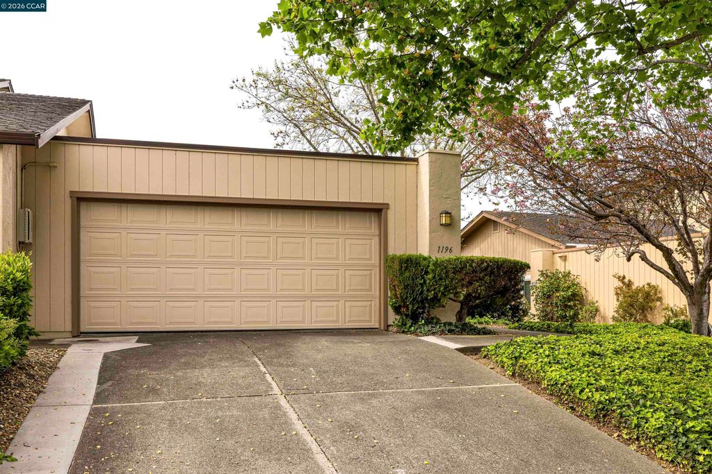 Photo of 1196 Grove Circle, Benicia, CA 94510 (MLS # 41127029)