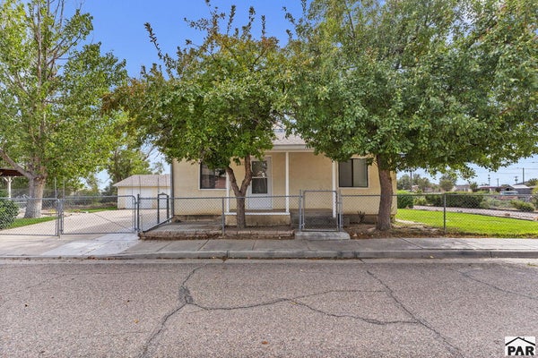 2704 E 9TH ST, PUEBLO, CO 81001 - Image 04ef6c20e89cbbfba1f323f74b8a96c7/232240301
