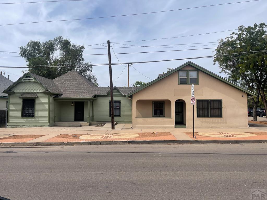 Photo 1 of 36 — 825 N Greenwood St, Pueblo, CO 81003