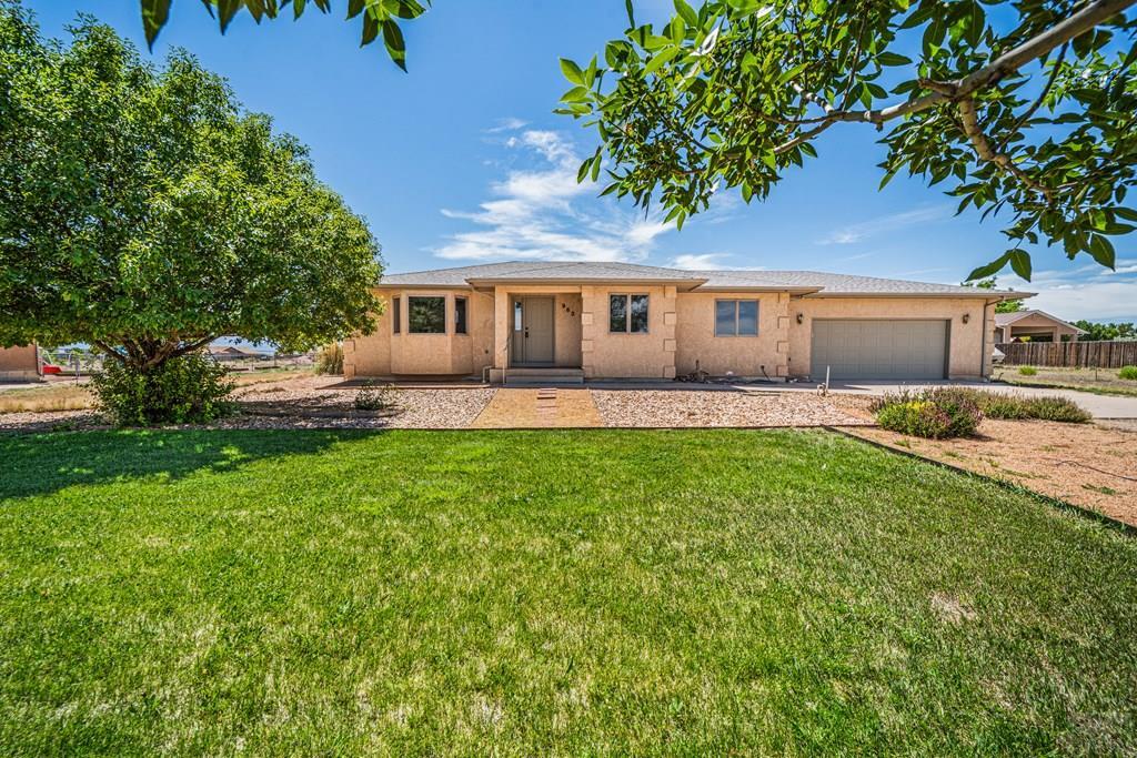 Photo 1 of 41 — 963 S Bayonne Dr, Pueblo West, CO 81007