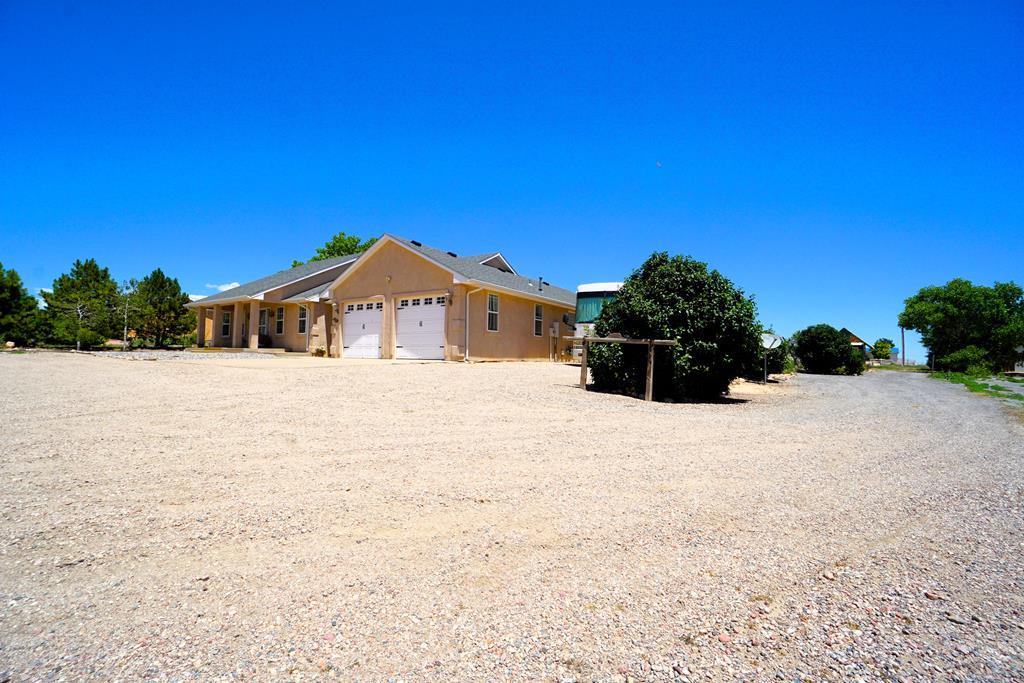 Photo 1 of 48 — 461 E Fredonia Dr, Pueblo West, CO 81007