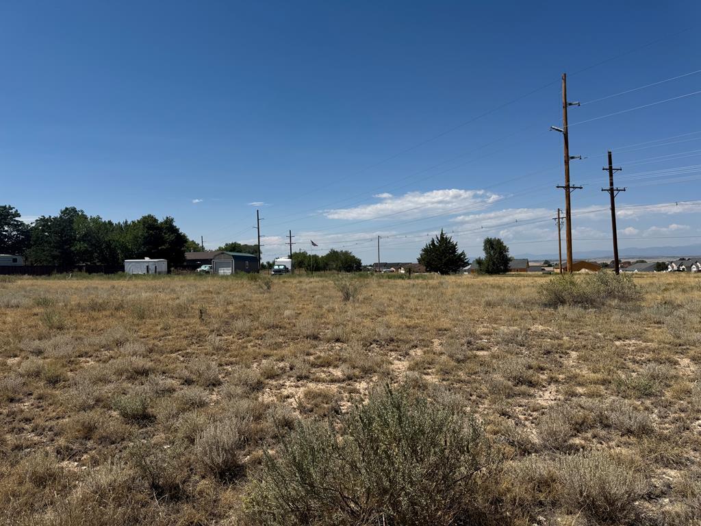 Photo 1 of 4 — 437 S Purcell Blvd, Pueblo West, CO 81007