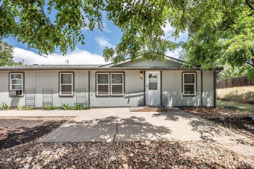 Photo 1 of 20 — 838 Main St, Coal Creek, CO 81221