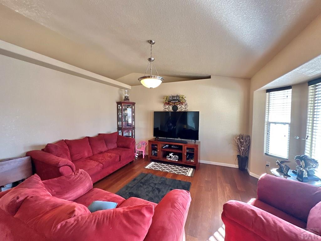 3131 Bighorn Ct - Photo 3