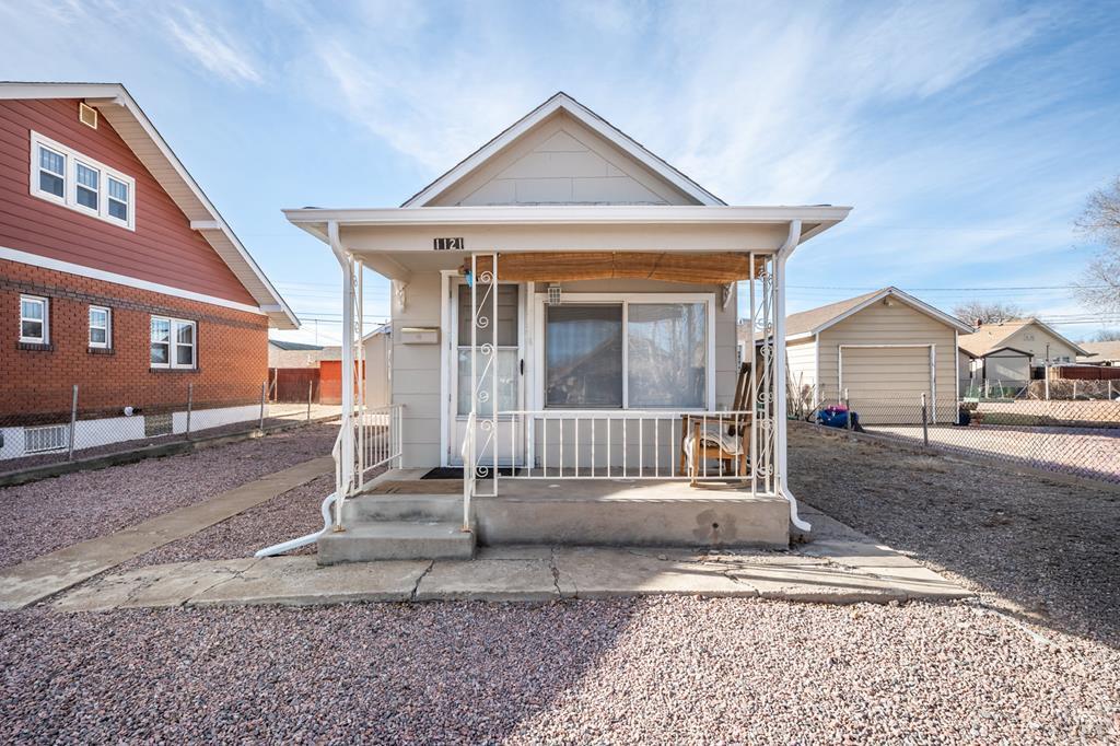 Photo 1 of 26 — 1121 Egan Ave, Pueblo, CO 81006