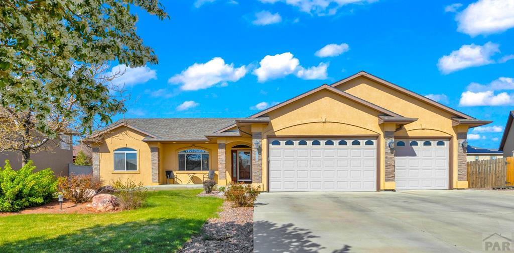 Photo 1 of 45 — 5808 Sam Clemens Ct, Pueblo, CO 81008