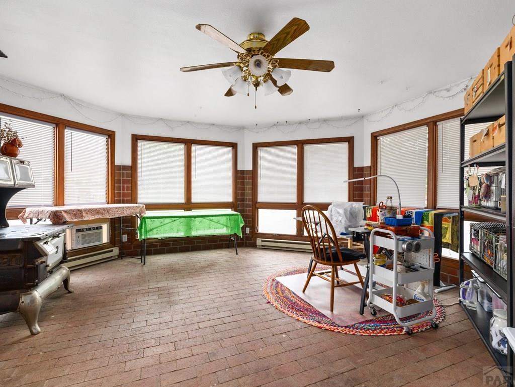 Pueblo, Colorado, 81006, United States, 4 Bedrooms Bedrooms, ,3 BathroomsBathrooms,Residential,Active,2052127