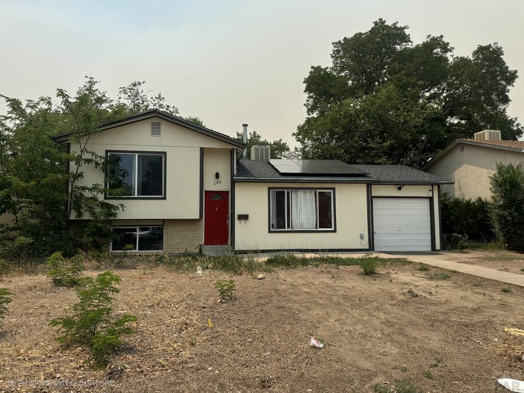 Photo 1 of 14 — 149 Glenn Place, Pueblo, CO 81001