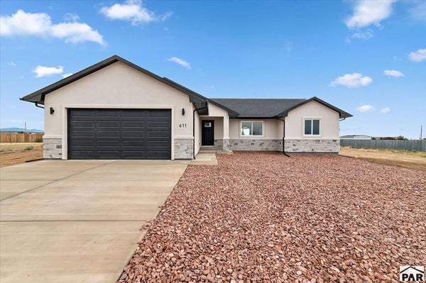 611 E FREDONIA DR, PUEBLO, CO 81007 - Image 3b7006dec3e173633ea4d4823dc6d53e/223752743