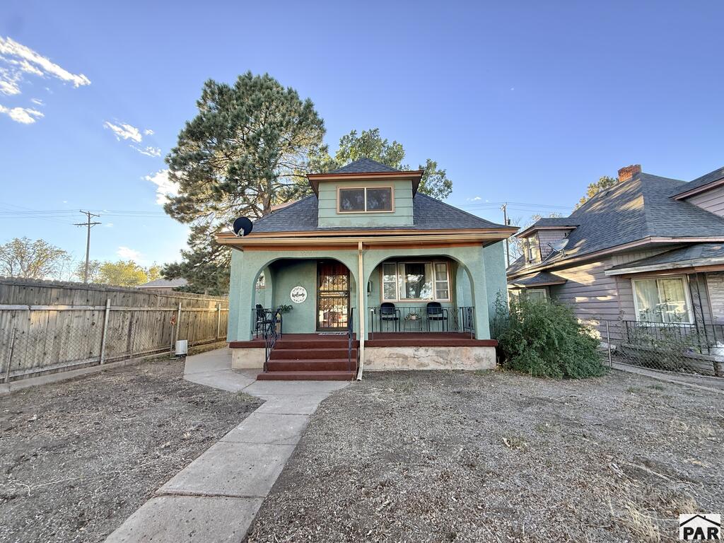 2227 E Evans Ave - Photo 3