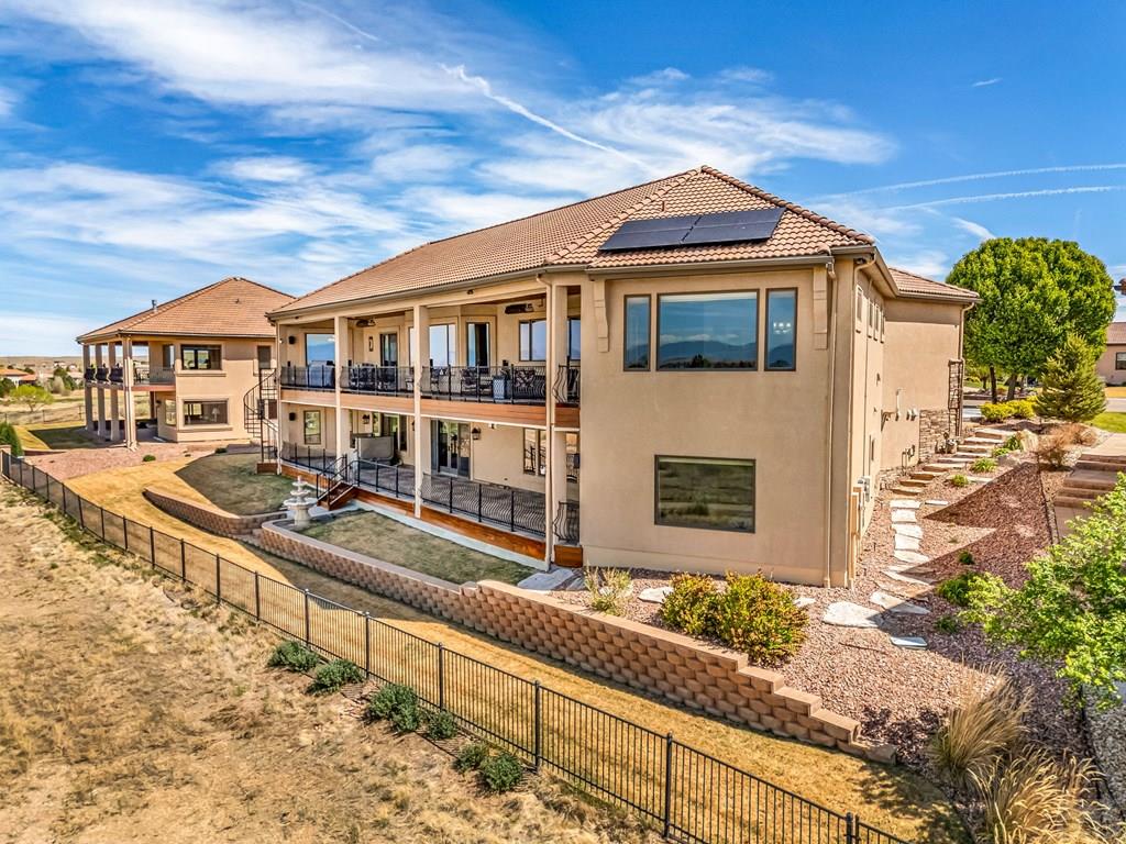 Pueblo, Colorado, 81001, United States, 4 Bedrooms Bedrooms, ,5 BathroomsBathrooms,Residential,Active,2038156