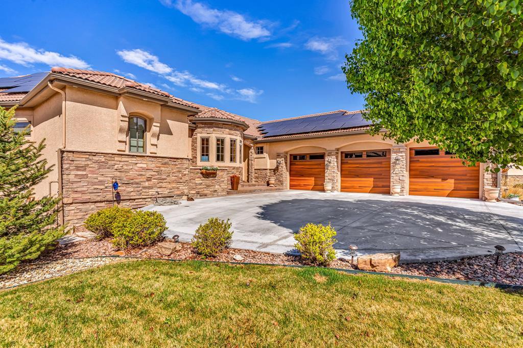 Pueblo, Colorado, 81001, United States, 4 Bedrooms Bedrooms, ,5 BathroomsBathrooms,Residential,Active,2038156