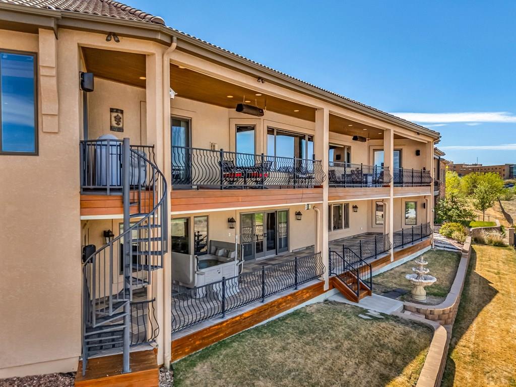 Pueblo, Colorado, 81001, United States, 4 Bedrooms Bedrooms, ,5 BathroomsBathrooms,Residential,Active,2038156