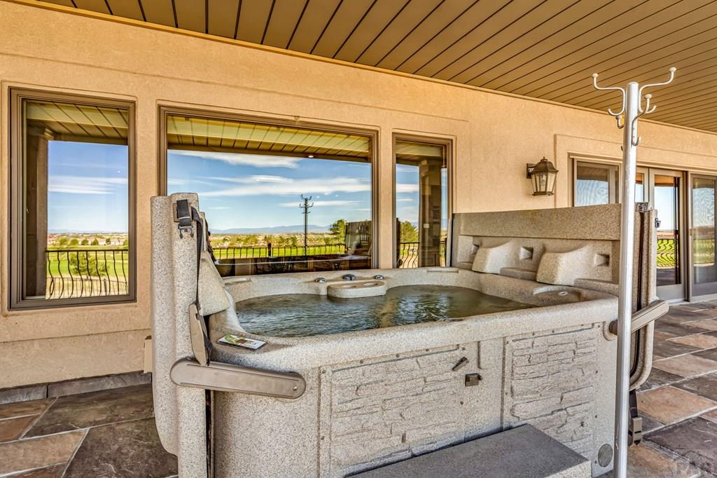 Pueblo, Colorado, 81001, United States, 4 Bedrooms Bedrooms, ,5 BathroomsBathrooms,Residential,Active,2038156