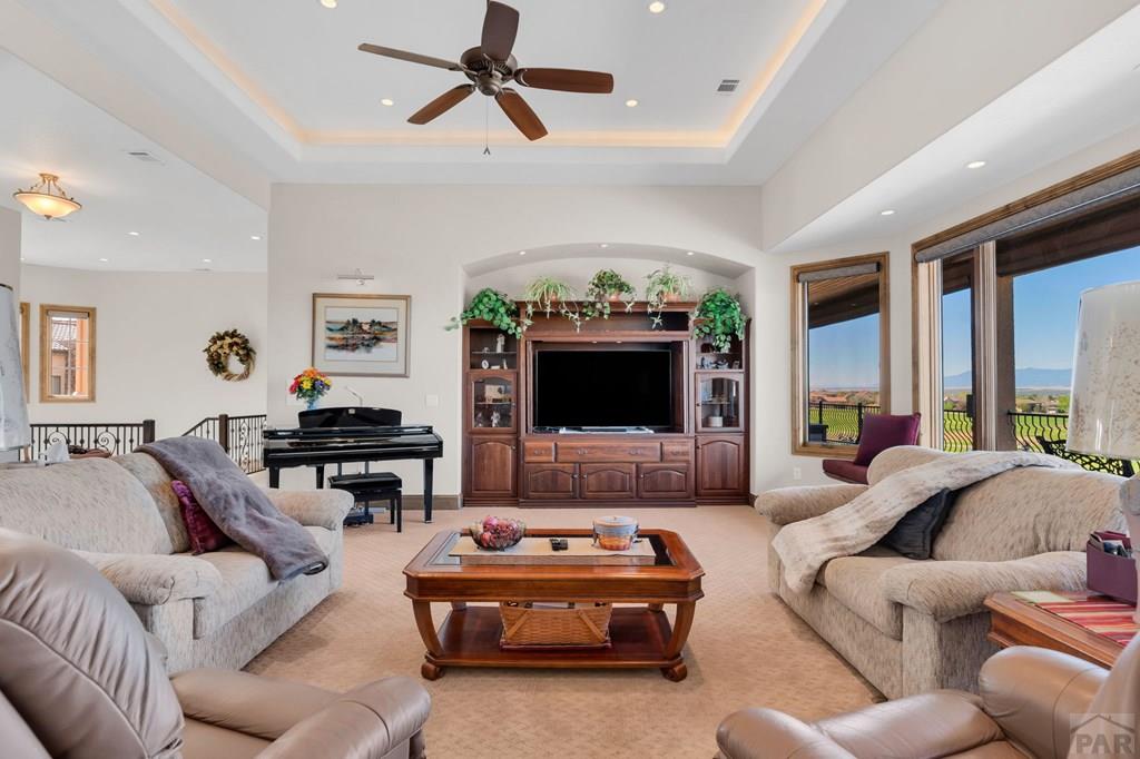 Pueblo, Colorado, 81001, United States, 4 Bedrooms Bedrooms, ,5 BathroomsBathrooms,Residential,Active,2038156