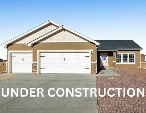 194 High Meadows Dr, Florence, CO 81226 - MLS#: 221645