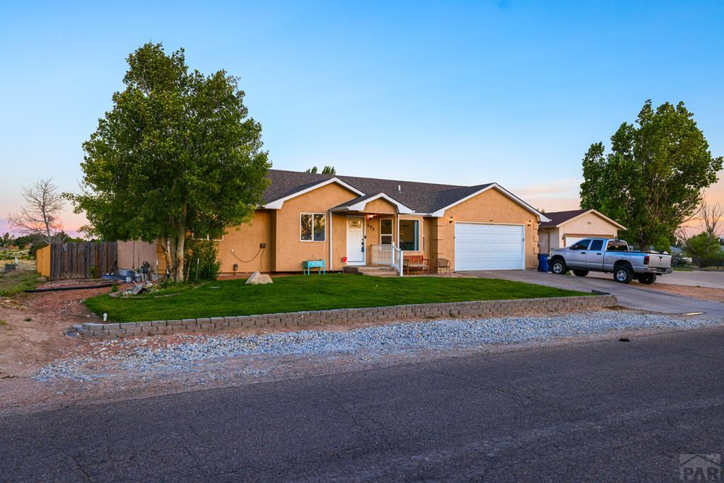 Photo 1 of 27 — 692 S Aguilar Dr, Pueblo West, CO 81007