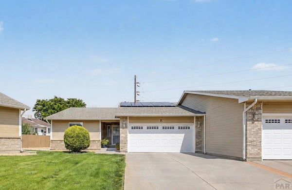 20 NONA BROOKS CT UNIT E, PUEBLO, CO 81005 - Image 5fbd7cfe659da9cd9d7e7c9797fa74e4/2411287671