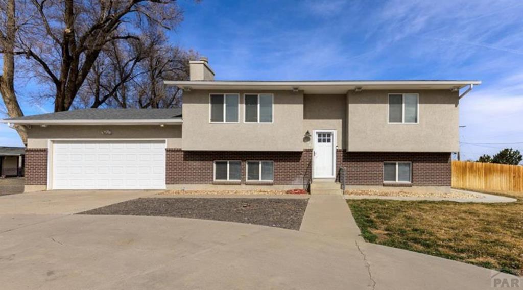 Photo 1 of 43 — 24975 South Rd, Pueblo, CO 81006