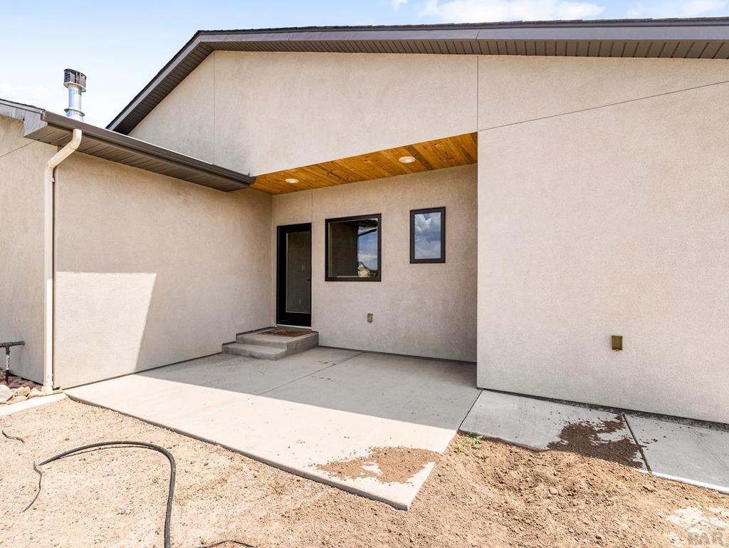 Beulah, Colorado, 81023, United States, 5 Bedrooms Bedrooms, ,5 BathroomsBathrooms,Residential,Active,2007123