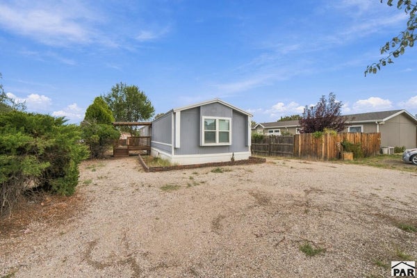 980 S DAWNVIEW DR, PUEBLO, CO 81007 - Image 80aeb665d93770d2edf64f40ec415148/2013306485