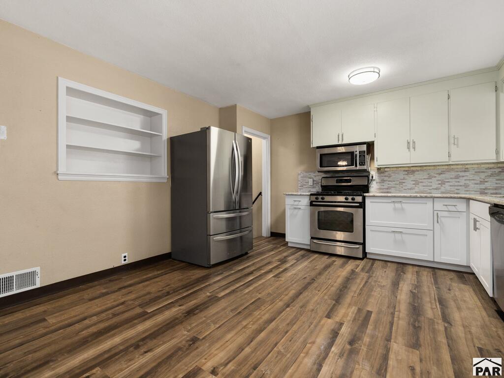 219 W Adams Ave - Photo 4