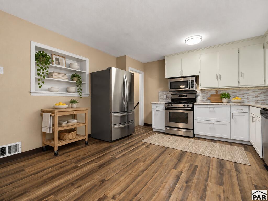 219 W Adams Ave - Photo 3