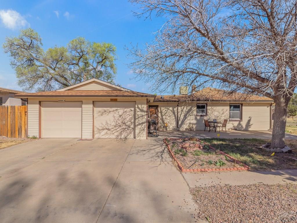 819 W 27th St - Photo 3