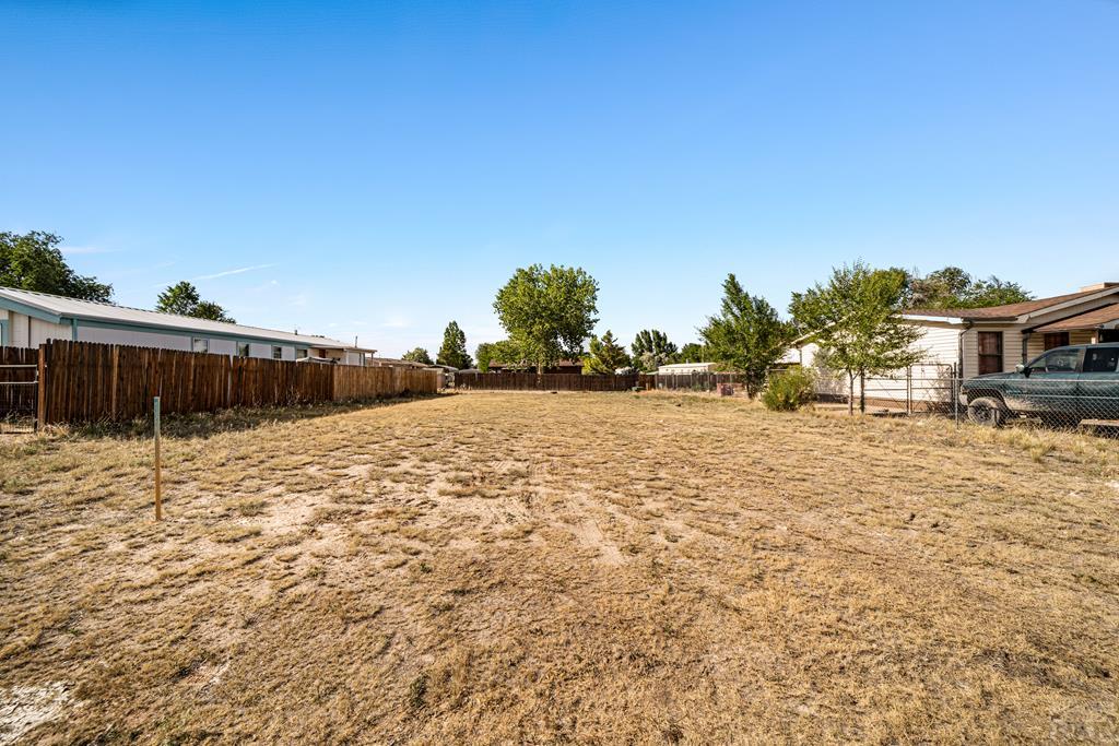 Photo 1 of 6 — 139 E Kipling Dr, Pueblo West, CO 81007