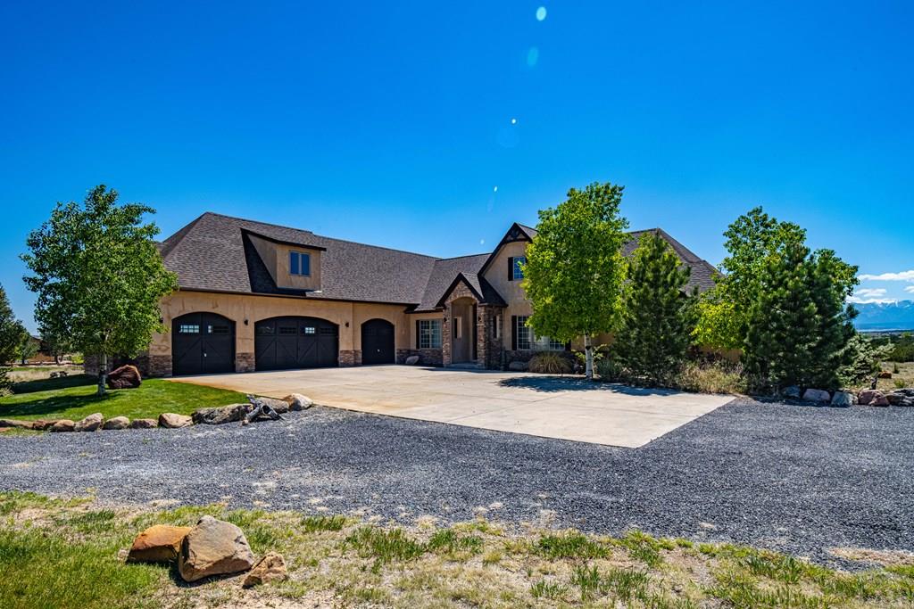 Pueblo, Colorado, 81004, United States, 7 Bedrooms Bedrooms, ,6 BathroomsBathrooms,Residential,Active,2043790