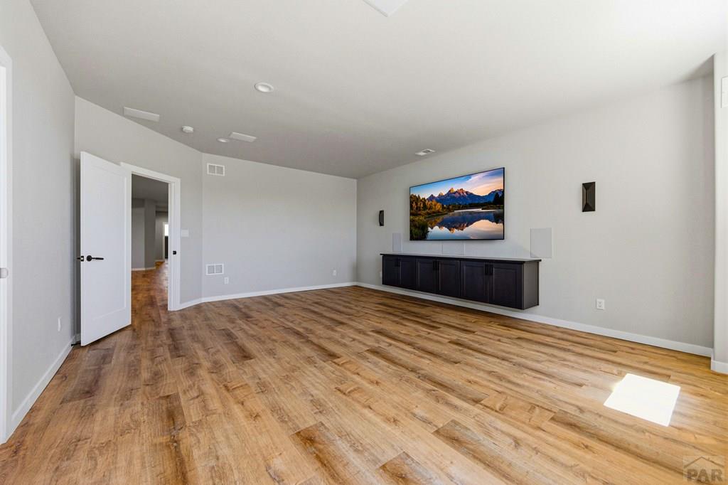 Pueblo, Colorado, 81004, United States, 7 Bedrooms Bedrooms, ,6 BathroomsBathrooms,Residential,Active,2043790