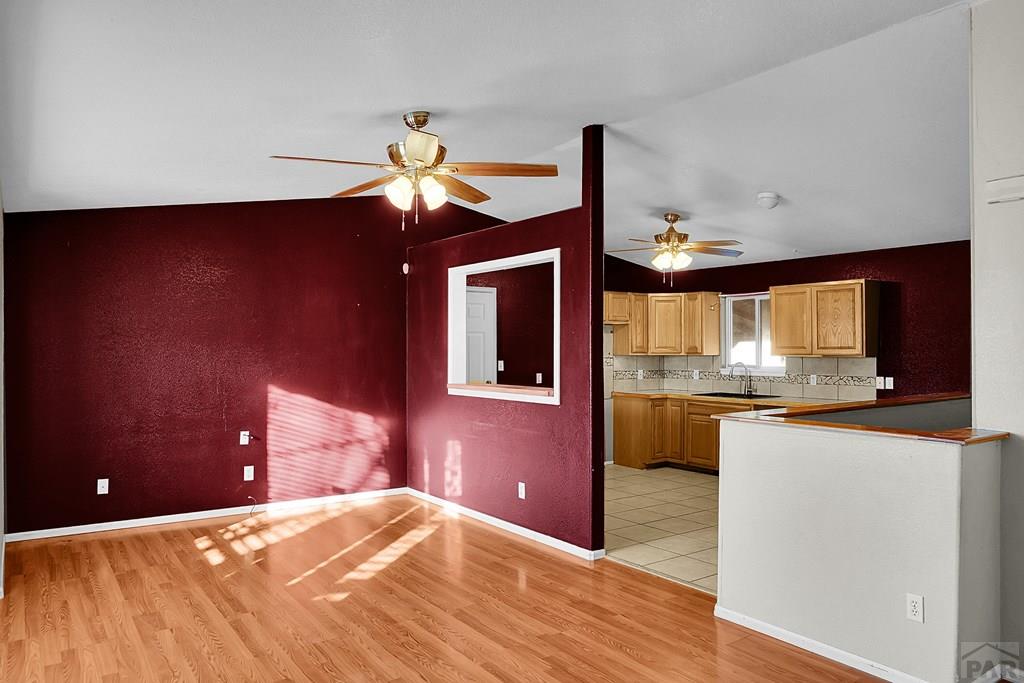 864 S Kline Dr - Photo 4