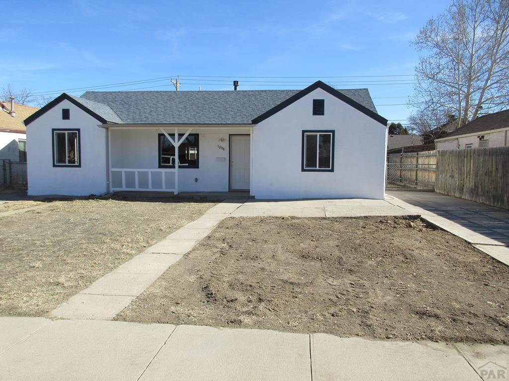 Photo 1 of 14 — 1608 Carteret Ave, Pueblo, CO 81004