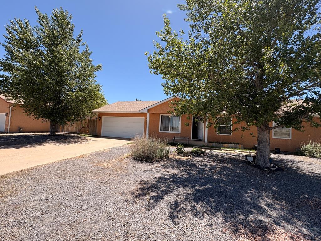 Photo 1 of 5 — 230 Calle De Camelia Dr, Pueblo West, CO 81007
