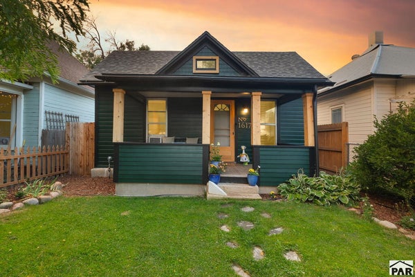 1617 W CUCHARRAS ST, COLORADO SPRINGS, CO 80904 - Image afe2c4e8498259a07029317eff1a29ee/3694925852