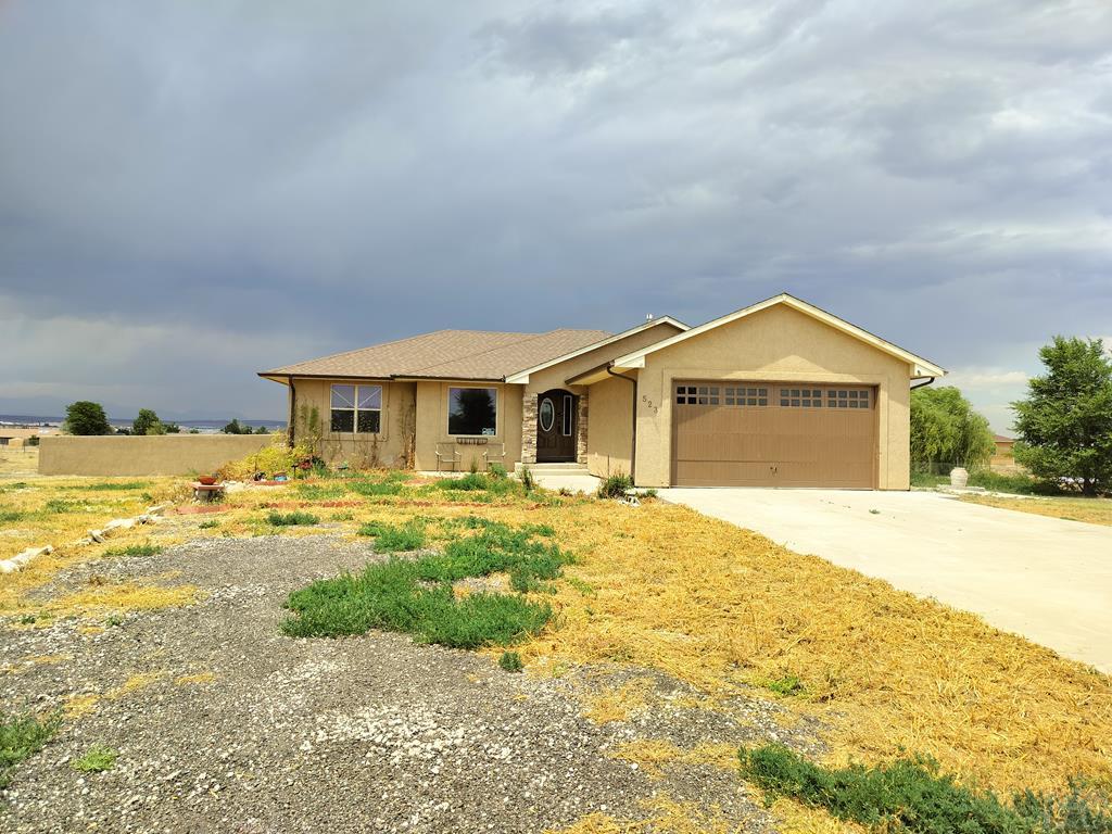 Photo 1 of 50 — 523 E Hahns Peak Ave, Pueblo West, CO 81007