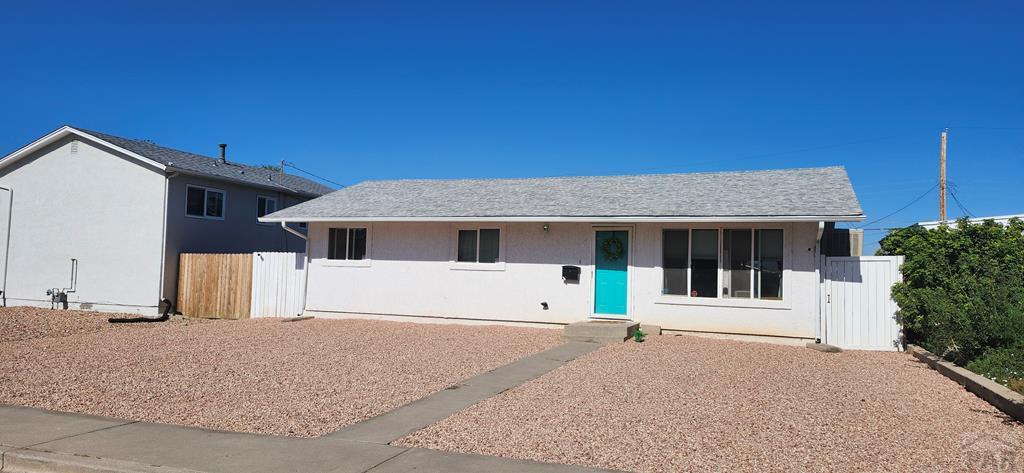 Photo 1 of 13 — 2305 Cheyenne Ave, Pueblo, CO 81003