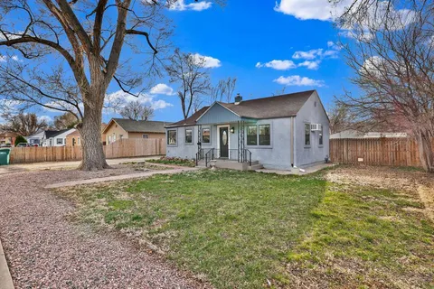2411 Wyoming Ave, Pueblo, CO 81004 - MLS#: 230781