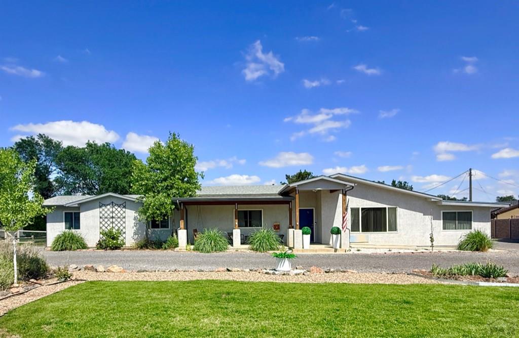 1038 Meadow Lane - Photo 2