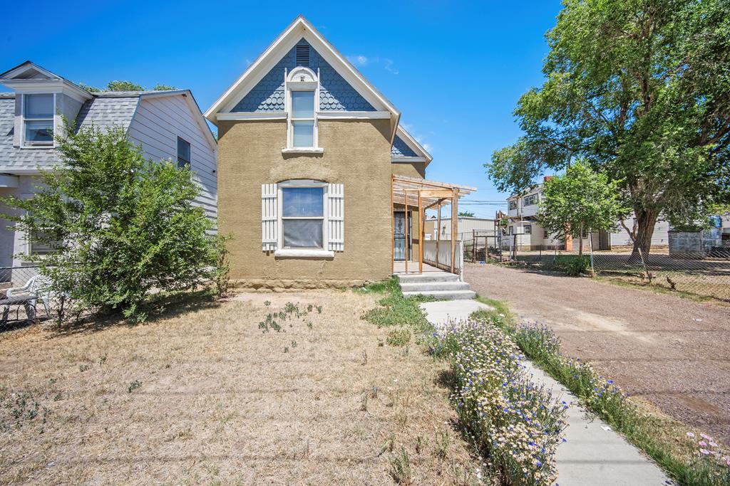 Photo 1 of 17 — 605 W 8th St, Pueblo, CO 81003