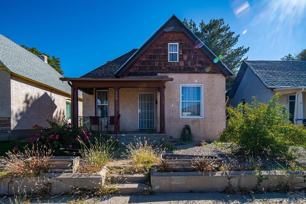 Photo 1 of 33 — 938 E Evans Ave, Pueblo, CO 81004