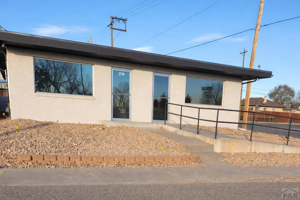 Photo 1 of 22 — 2729-31 N Elizabeth St, Pueblo, CO 81003