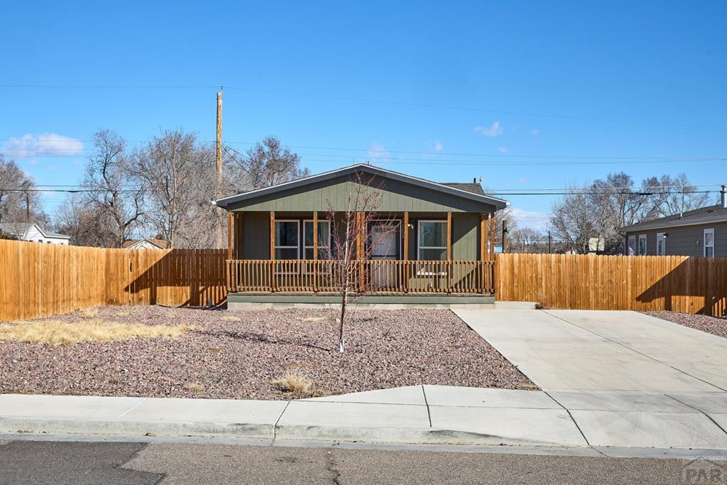 Photo 1 of 25 — 2203 W 15th St, Pueblo, CO 81003