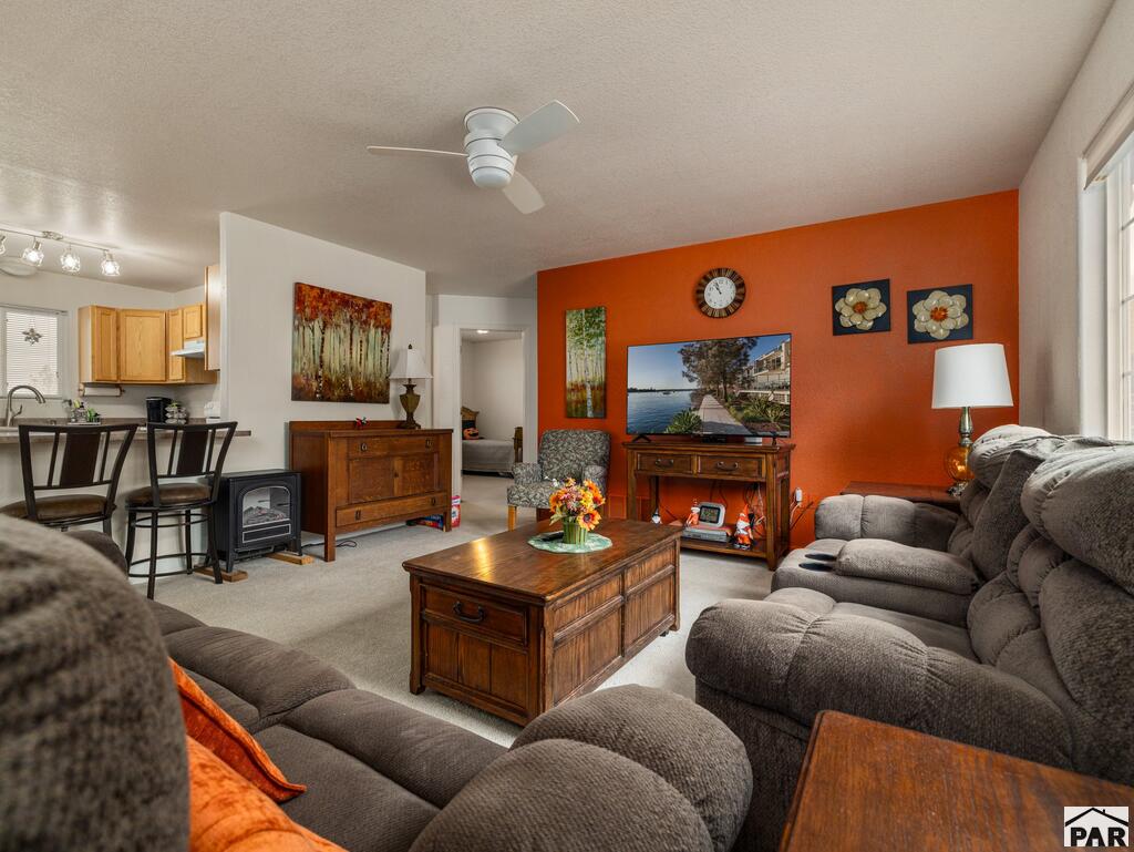 640 E Inca Court - Photo 3