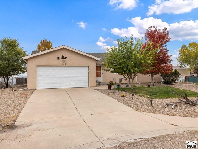 640 E Inca Court